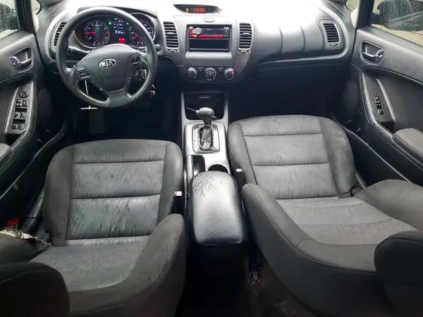 KNAFK4A68G5603478 2016 KIA FORTE - Image 8