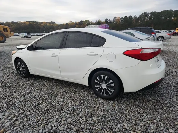 KNAFK4A68G5605568 2016 KIA FORTE - Image 2