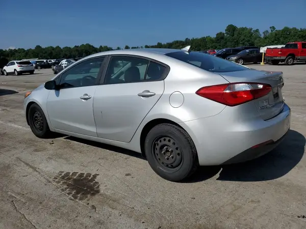 KNAFK4A68G5611130 2016 KIA FORTE - Image 2