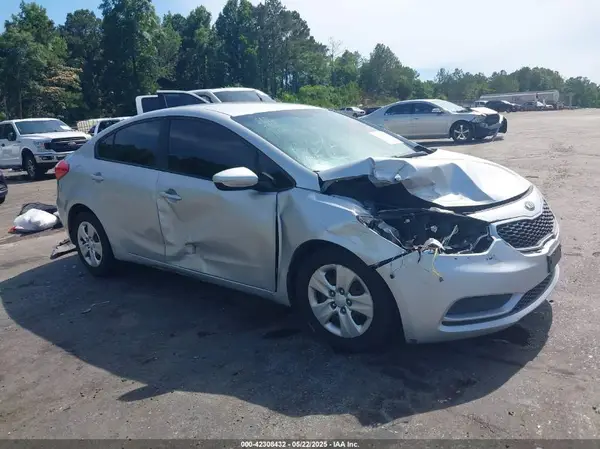 KNAFK4A68G5611791 2016 KIA FORTE - Image 1