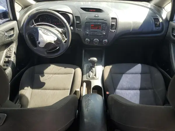KNAFK4A68G5615744 2016 KIA FORTE - Image 8