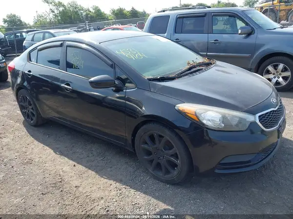 KNAFK4A68G5616361 2016 KIA FORTE - Image 1