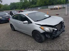 KNAFK4A68G5616747 2016 KIA FORTE
