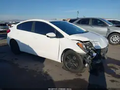 KNAFK4A68G5618899 2016 KIA FORTE