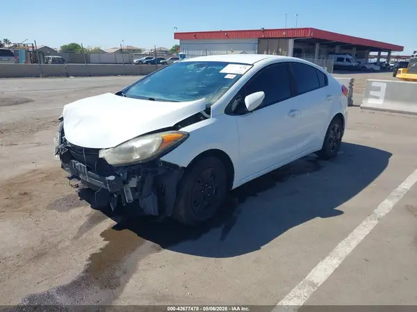 KNAFK4A68G5618899 2016 KIA FORTE - Image 2