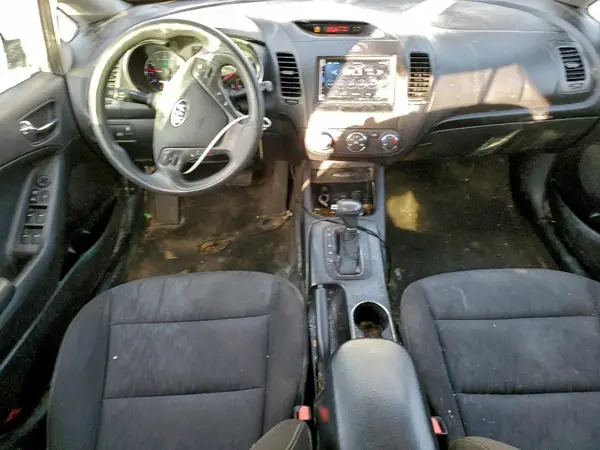KNAFK4A68G5619454 2016 KIA FORTE - Image 8