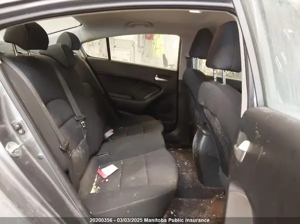 KNAFK4A68G5620829 2016 KIA FORTE - Image 8