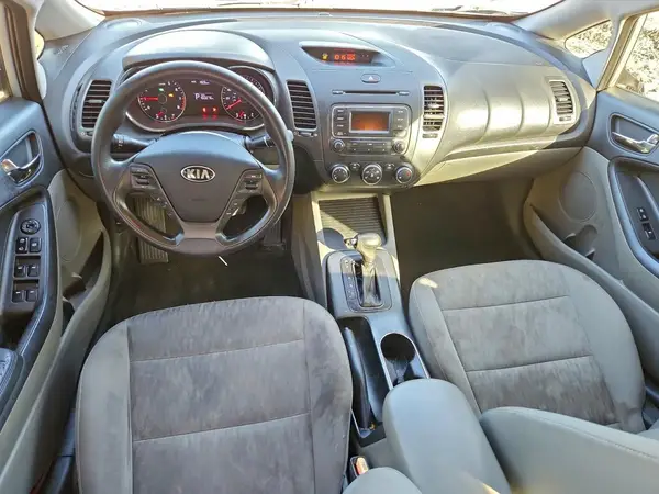 KNAFK4A69G5438816 2016 KIA FORTE - Image 8