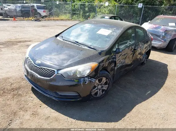 KNAFK4A69G5442672 2016 KIA FORTE - Image 2