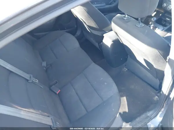 KNAFK4A69G5446169 2016 KIA FORTE - Image 8
