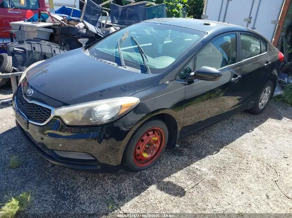 KNAFK4A69G5464025 2016 KIA FORTE - Image 2