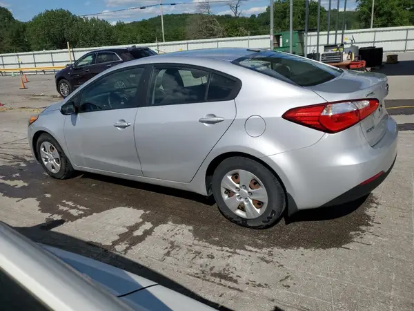 KNAFK4A69G5484274 2016 KIA FORTE - Image 2