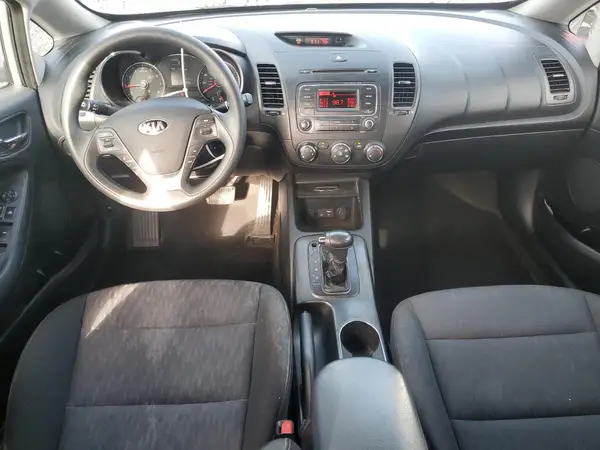 KNAFK4A69G5492584 2016 KIA FORTE - Image 8