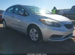 KNAFK4A69G5493492 2016 KIA FORTE