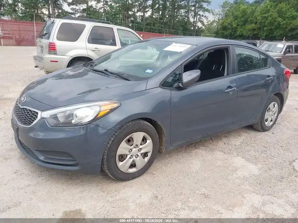 KNAFK4A69G5495288 2016 KIA FORTE - Image 2