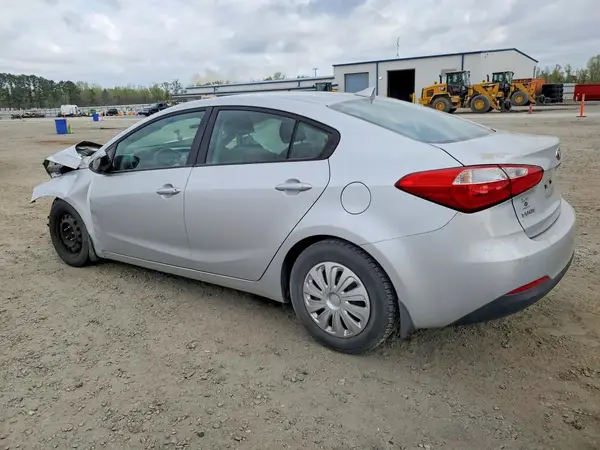 KNAFK4A69G5507410 2016 KIA FORTE - Image 2