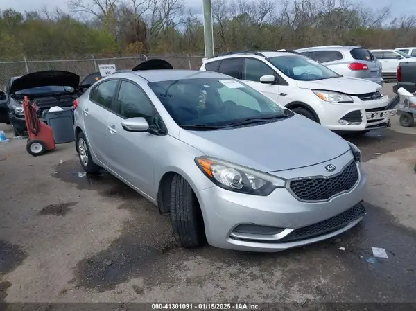 KNAFK4A69G5508167 2016 KIA FORTE - Image 1