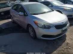 KNAFK4A69G5518780 2016 KIA FORTE