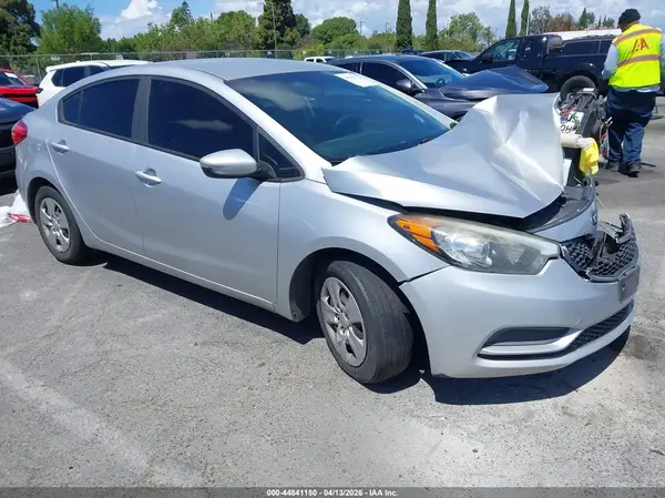 KNAFK4A69G5533392 2016 KIA FORTE - Image 1