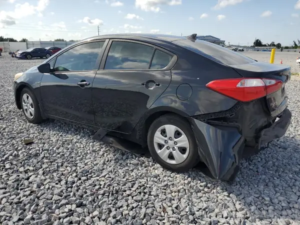 KNAFK4A69G5536471 2016 KIA FORTE - Image 2