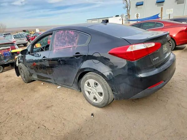 KNAFK4A69G5537264 2016 KIA FORTE - Image 2