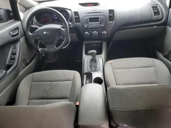 KNAFK4A69G5541217 2016 KIA FORTE - Image 8