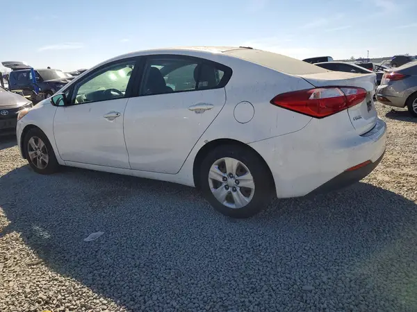 KNAFK4A69G5544134 2016 KIA FORTE - Image 2