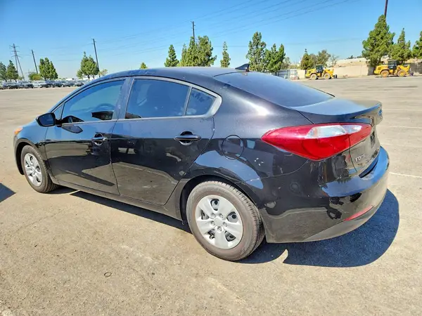 KNAFK4A69G5550645 2016 KIA FORTE - Image 2