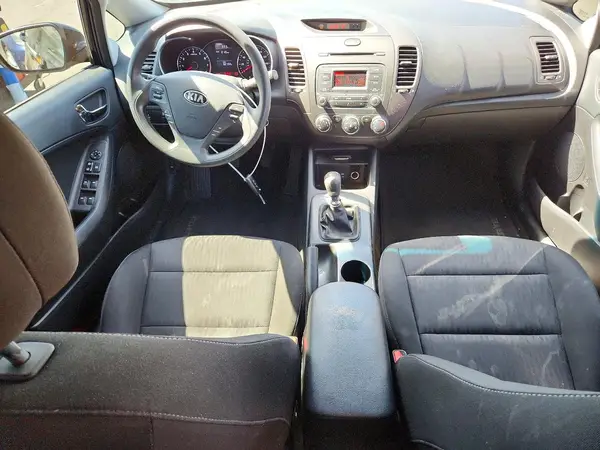 KNAFK4A69G5550645 2016 KIA FORTE - Image 8