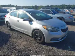 KNAFK4A69G5551052 2016 KIA FORTE