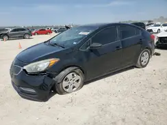 KNAFK4A69G5561886 2016 KIA FORTE