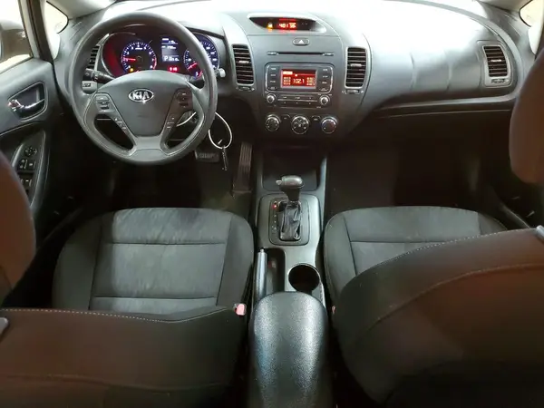 KNAFK4A69G5572211 2016 KIA FORTE - Image 8