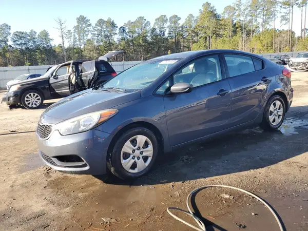 KNAFK4A69G5572693 2016 KIA FORTE - Image 1