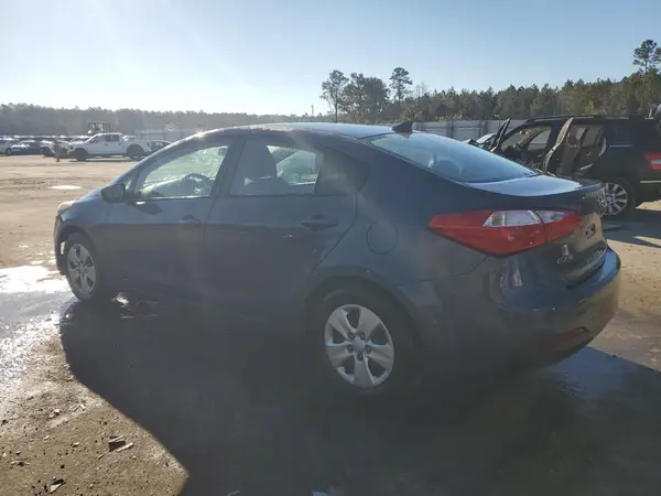 KNAFK4A69G5572693 2016 KIA FORTE - Image 2