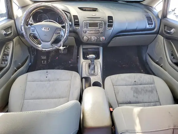 KNAFK4A69G5576162 2016 KIA FORTE - Image 8