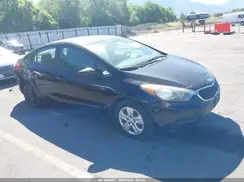 KNAFK4A69G5576808 2016 KIA FORTE
