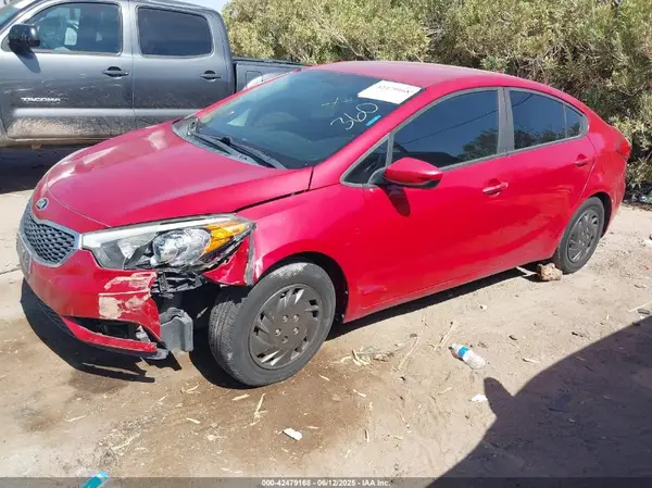 KNAFK4A69G5579630 2016 KIA FORTE - Image 2