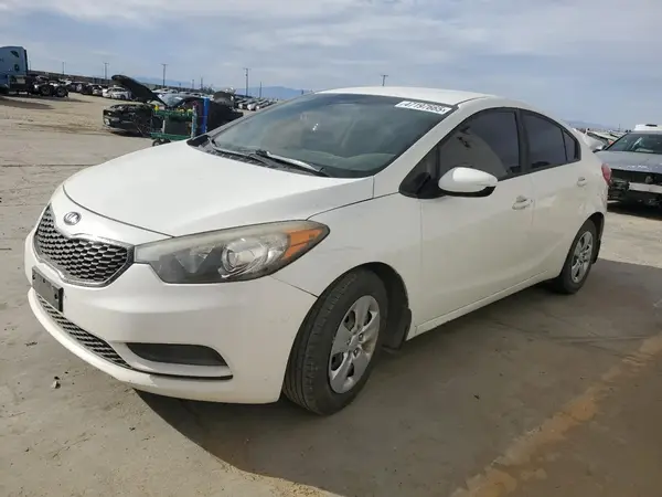 KNAFK4A69G5582415 2016 KIA FORTE - Image 1