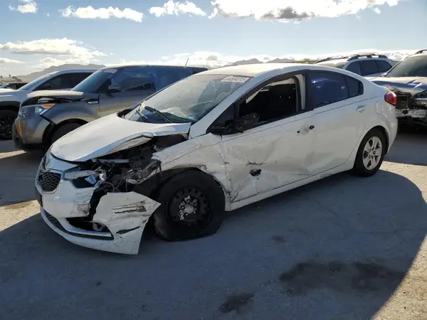 KNAFK4A69G5586612 2016 KIA FORTE - Image 1