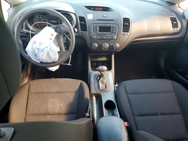 KNAFK4A69G5589008 2016 KIA FORTE - Image 8