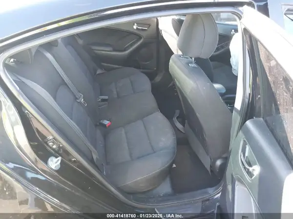 KNAFK4A69G5589039 2016 KIA FORTE - Image 8