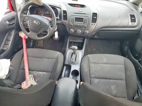 KNAFK4A69G5593205 2016 KIA FORTE - Image 8