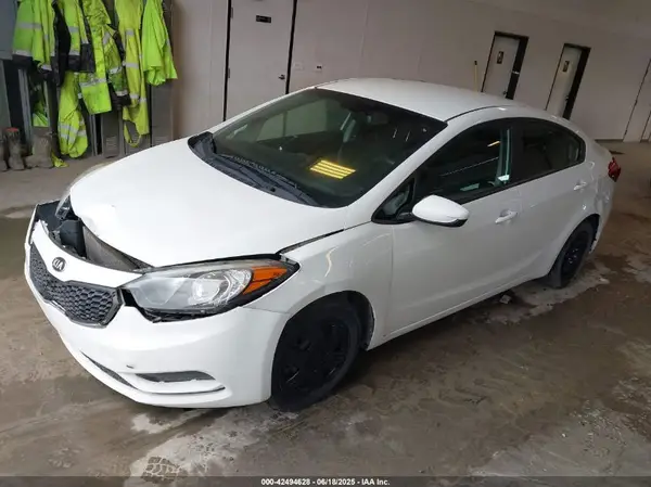 KNAFK4A69G5597450 2016 KIA FORTE - Image 2
