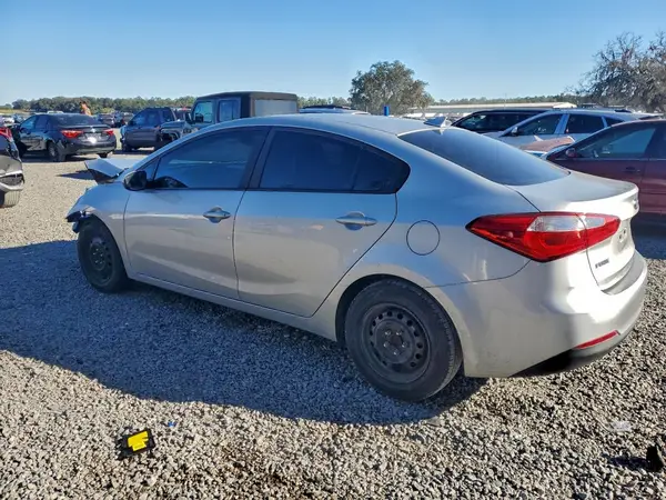 KNAFK4A69G5602016 2016 KIA FORTE - Image 2