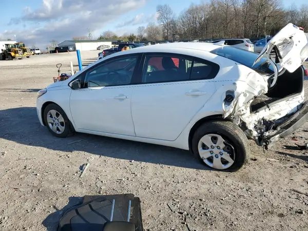 KNAFK4A69G5605563 2016 KIA FORTE - Image 2