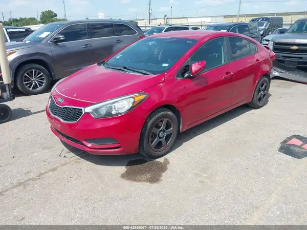 KNAFK4A69G5606812 2016 KIA FORTE - Image 2