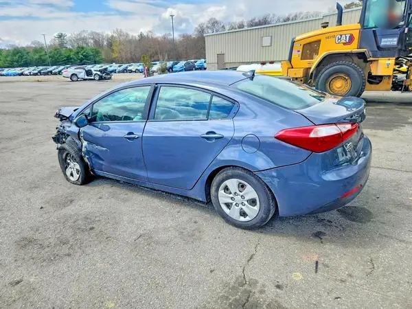 KNAFK4A69G5613162 2016 KIA FORTE - Image 2