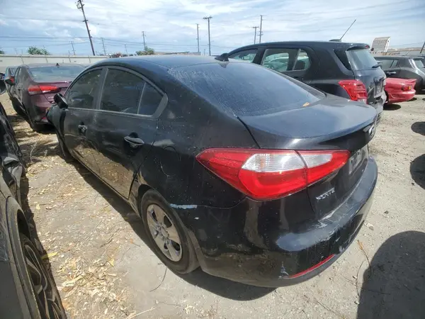 KNAFK4A69G5614280 2016 KIA FORTE - Image 2