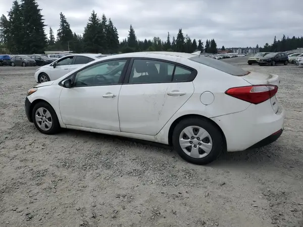 KNAFK4A69G5614330 2016 KIA FORTE - Image 2