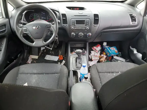 KNAFK4A69G5614330 2016 KIA FORTE - Image 8